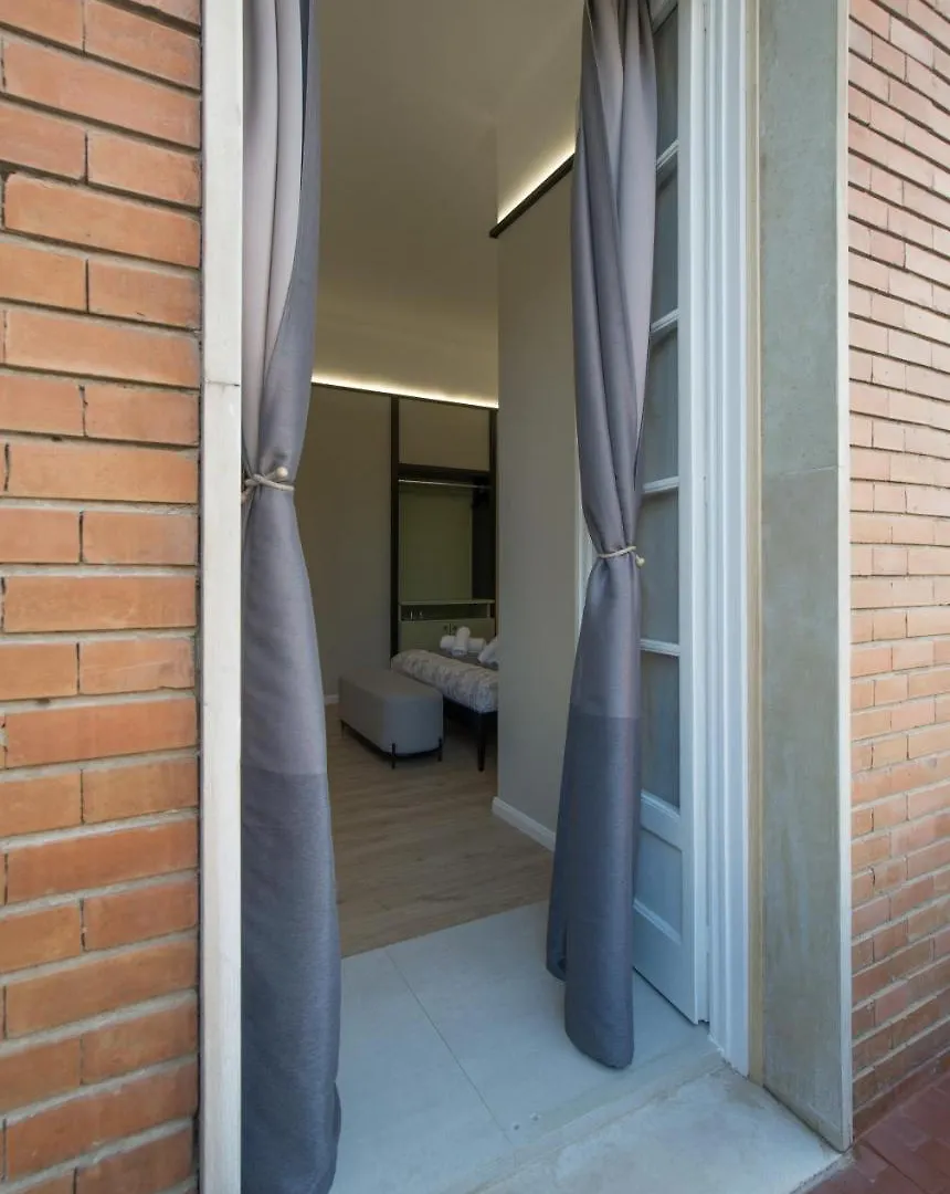 Destil B&B Τίρανα