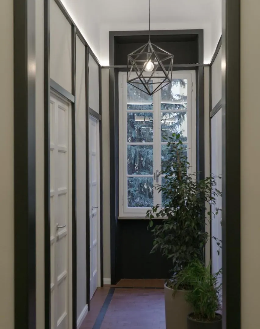 Bed and Breakfast Destil B&B Τίρανα